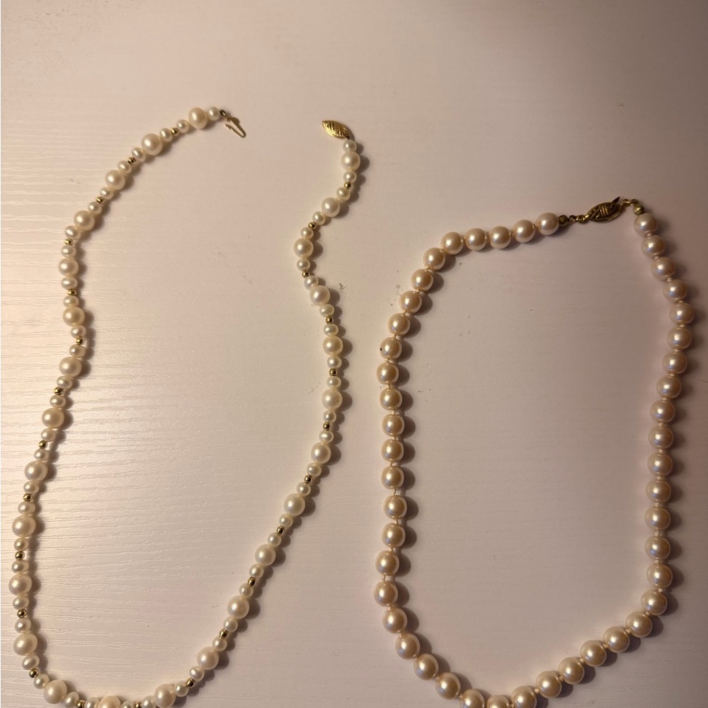 Elegant Pearl Necklace Set